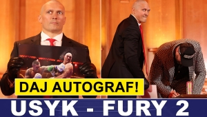 PRASÓWKA. HITMAN USYK WZIĄŁ AUTOGRAF OD FURY'EGO