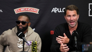 ENNIS - ORTIZ 22 LUTEGO? EDDIE HEARN KOMENTUJE