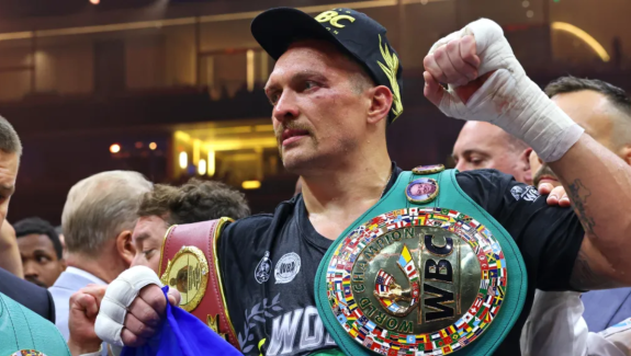 USYK ZAKOŃCZY KARIERĘ WALKĄ Z PEREIRĄ?