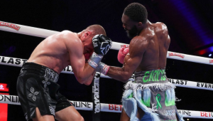 ENNIS ZASTOPOWAŁ STANIONISA, ZUNIFIKOWAŁ PASY IBF I WBA