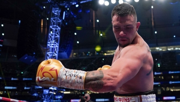 LERENA ROZBIŁ RADCZENKĘ, OBRONIŁ PAS WBC WAGI BRIDGER