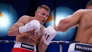 RUNOWSKI PRZEGRAŁ PRZED CZASEM W OPOCZNIE