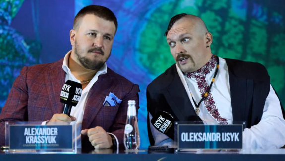 USYK ZAKOŃCZYŁ WSPÓŁPRACĘ Z KRASSIUKIEM