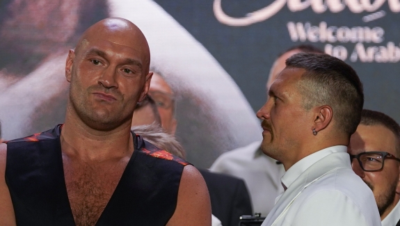 EKIPA USYKA KOMENTUJE OGŁOSZENIE TRYLOGII PRZEZ FURY'EGO