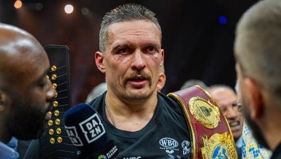 USYK: NAJLEPSZYM BOKSEREM JEST CRAWFORD