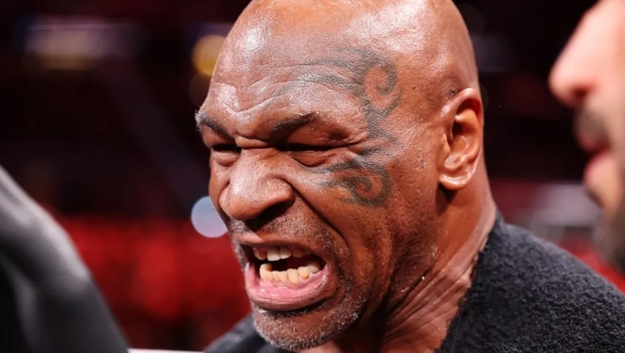 MIKE TYSON: JAKO 50-LATEK ZARABIAM WIĘCEJ NIŻ JAKO 20-LATEK