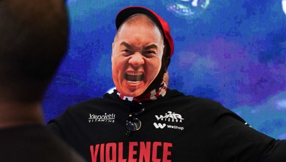 ZHANG RZUCA WYZWANIE CHISORZE