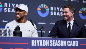 EDDIE HEARN: JOSHUA - PAUL TO BĘDZIE PRAWDZIWA WALKA, ŻADNA POKAZÓWKA