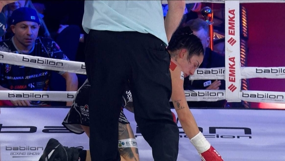 JĘDRZEJCZYK ZASTOPOWANA W 5. RUNDZIE