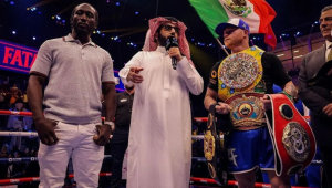 CRAWFORD POTWIERDZA ROZMOWY O REWANŻU Z CANELO