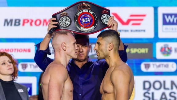 WELTER I ABDULAJEW W LIMICIE PRZED WALKĄ O PAS WBA BALTIC