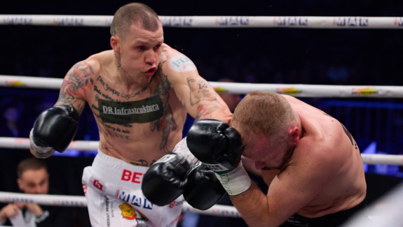 KBN 43: SZYBKA WYGRANA BEDNARKA 