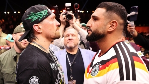 WBC NAKAZUJE WALKĘ USYK - KABAYEL